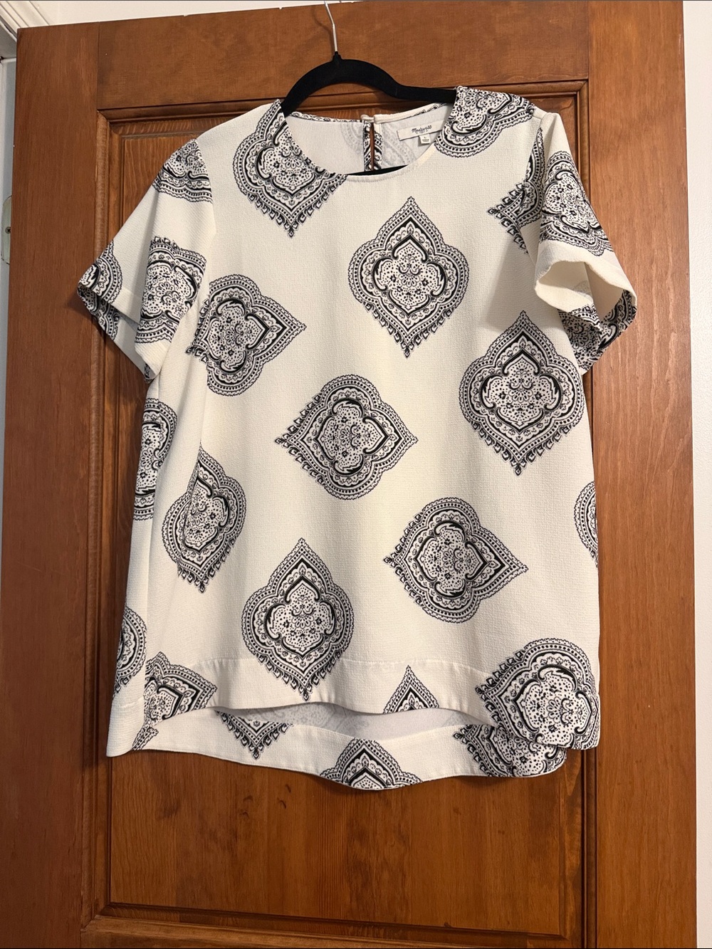 Madewell Cream Short Sleeve Blouse with Black Medallion Print